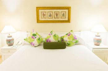 Treasure Beach By Elegant Hotels - All-Inclusive, Adults-Only Paynes Bay Bagian luar foto